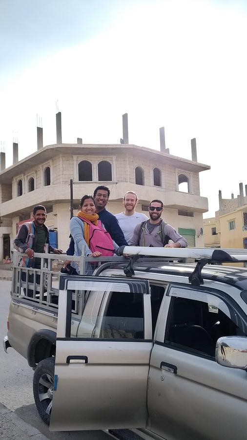 Petra Bedouin Bed And Breakfast วาดี มูซา ภายนอก รูปภาพ